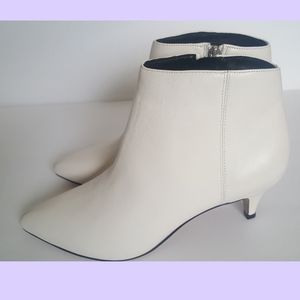 White Sam Edelman Kitten Booties, Size 7